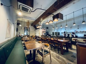An empty coffee shop during COVID-19