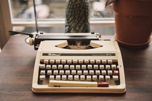 An old type-writer