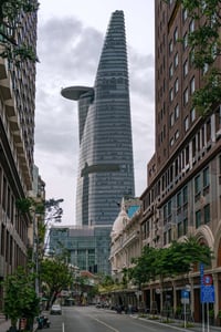 Bitexco Tower trong một khoảnh vắng của Sài Gòn