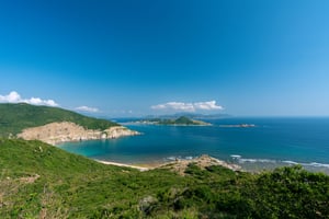 Vẻ ngọc ngà của vịnh Vĩnh Hy