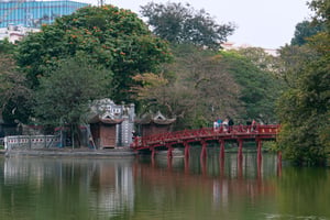 Cầu Thê Húc