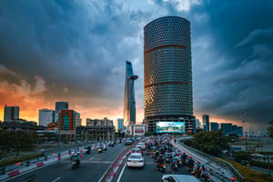 Bitexco, ONE Tower, cầu Nguyễn Tất Thành