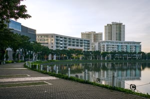 Quang cảnh Hồ Bán Nguyệt