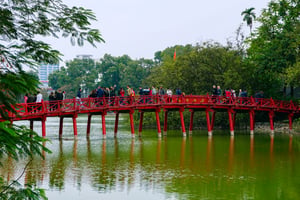 Cầu Thê Húc