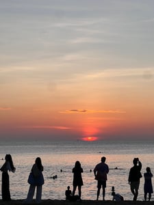 Hoàng hôn trên biển Nha Trang