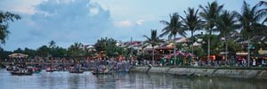 Phố cổ Hội An chiều Rằm Trung Thu