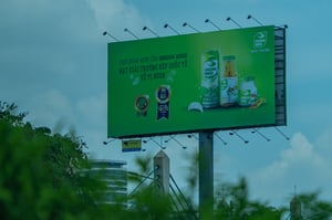 Billboard OOH nước yến sào Green Bird