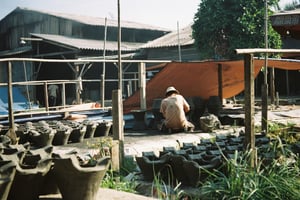 Xóm làm bếp lò gốm làng Phú Định (TP.HCM)