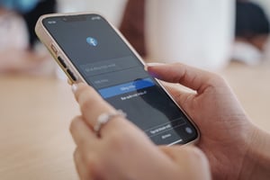 Using Facebook On Smartphone