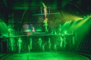Vở xiếc "Vùng đất Kỳ bí" (phân cảnh "Mộc")