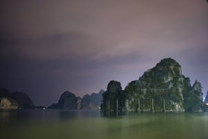 Night-scape Photography - Ha Long Bay