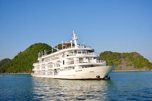 Tàu du lịch Hạ Long 5-sao