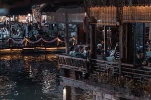 Ăn tối, thưởng trà trên nhà cổ ở Ô Trấn