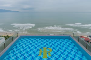 Infinity Pool