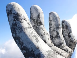 Ngón tay giữa trời