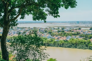 Thành phố Phú Yên nhìn từ Tháp Nhạn
