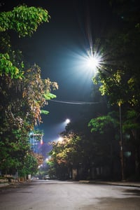 Phố vắng đêm khuya