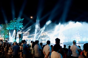Show trình diễn ánh sáng tại Grand World