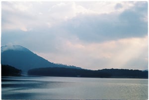Hồ Tuyền Lâm chiều hoàng hôn