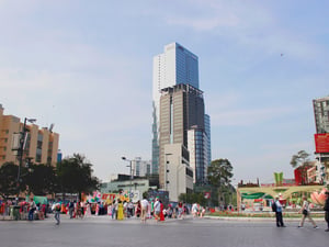 Vòng xoay Nguyễn Huệ - Lê Lợi