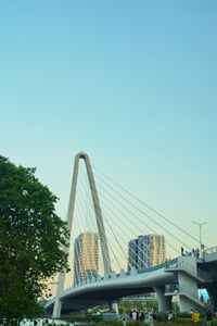 Ba Son bridge from the riverside park POV