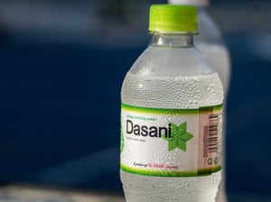 Chai nước Dasani
