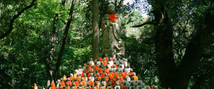 Cụm tượng Địa Tạng Vương Bồ Tát - Đền Suwa Shrine Torii