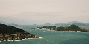 Đảo Bình Hưng nhìn từ xa