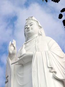 Quan Thế Âm Bồ Tát