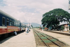 Tàu SE4 Sài Gòn - Hà Nội
