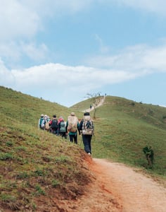 Đường mòn lên cột mốc check-in Tà Năng - Phan Dũng