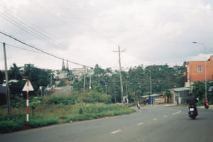 Con đường dốc ở Đà Lạt