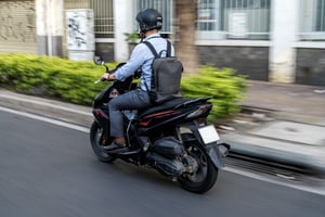 Người đi làm vội vã