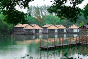 Ngôi nhà bên bờ hồ Wallpaper