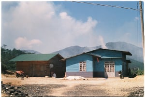 Những ngôi nhà ván ở vùng Tây Nguyên