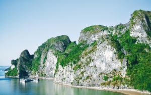 Đảo Bồ Hòn, Vịnh Hạ Long
