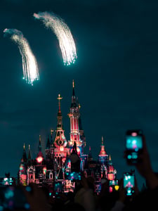 Pháo hoa trên lâu đài Disney