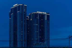 Sunwah Pearl in twilight