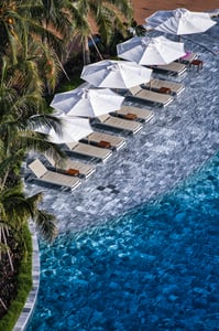 Relax by the pool, Dhawa Hồ Trầm