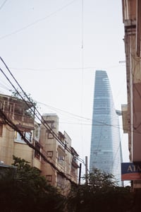 Bitexco nhìn từ xa