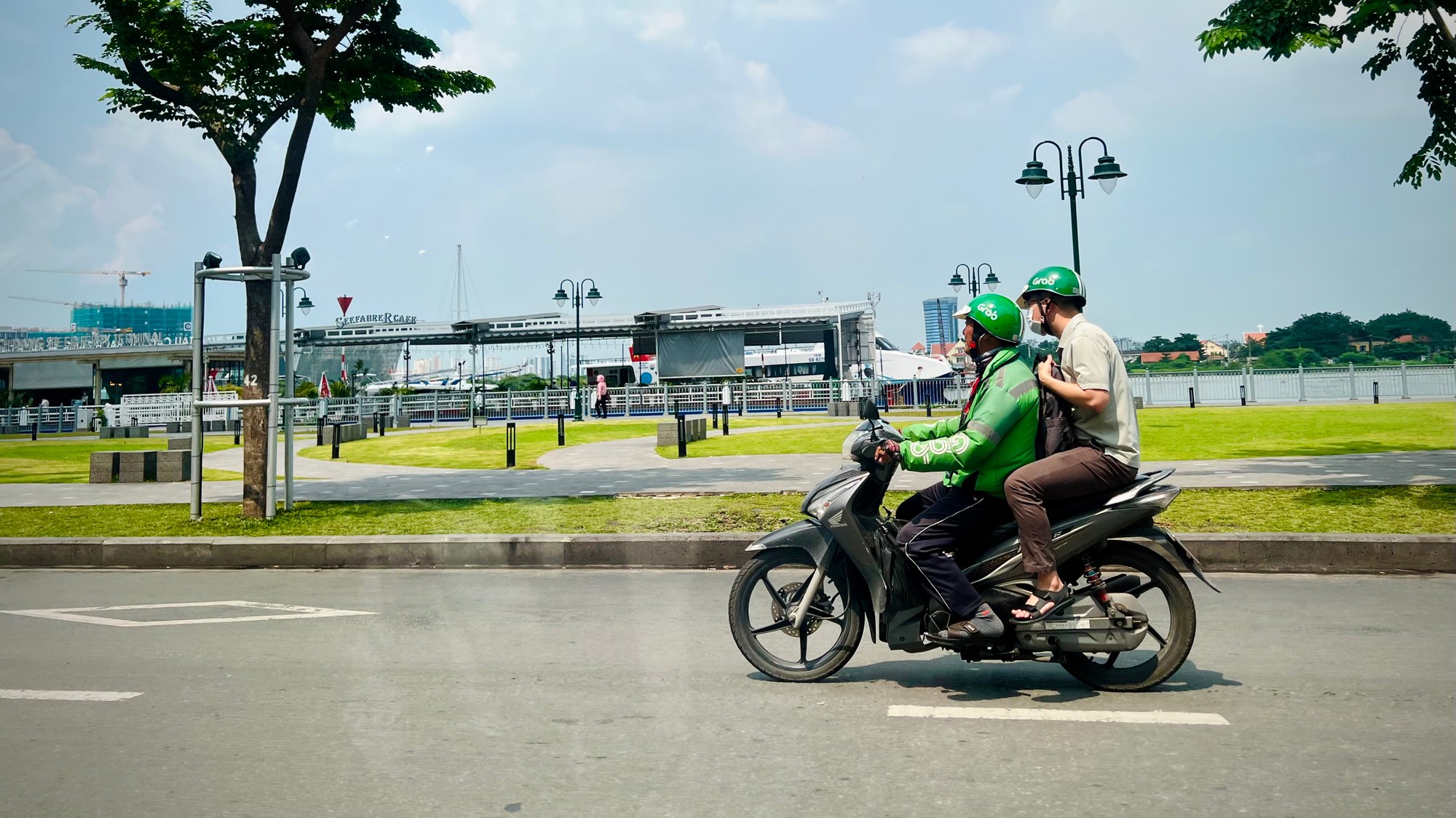 A Grab Bike in a trip with his customer