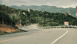 Con đường quanh co ở Ninh Thuận