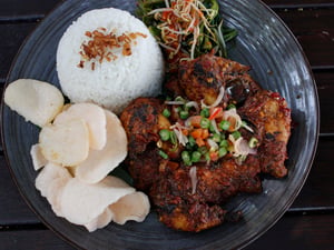 Grilled chicken with rice