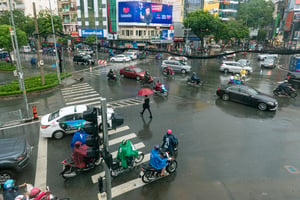 Đường phố trong một ngày mưa