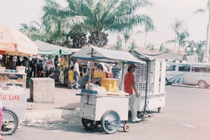 Khung cảnh chợ quê