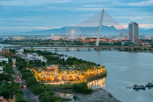 Cầu sông Hàn trong một buổi chiều