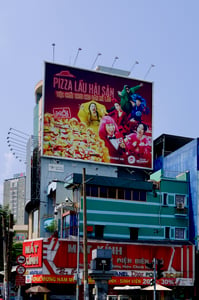 Quảng cáo ngoài trời của Pizza Hut