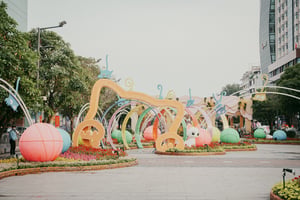Phân cảnh đường hoa Tết Quý Mão