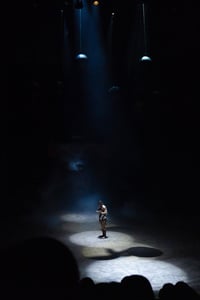 Vở xiếc "Vùng đất Kỳ bí"