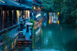 Hóa thân cổ trang chụp ảnh ở Ô Trấn